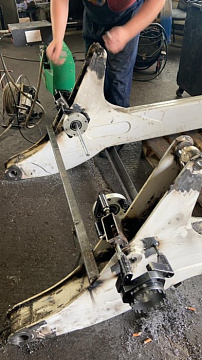 восстановление отверстий на мини погрузчике картинка